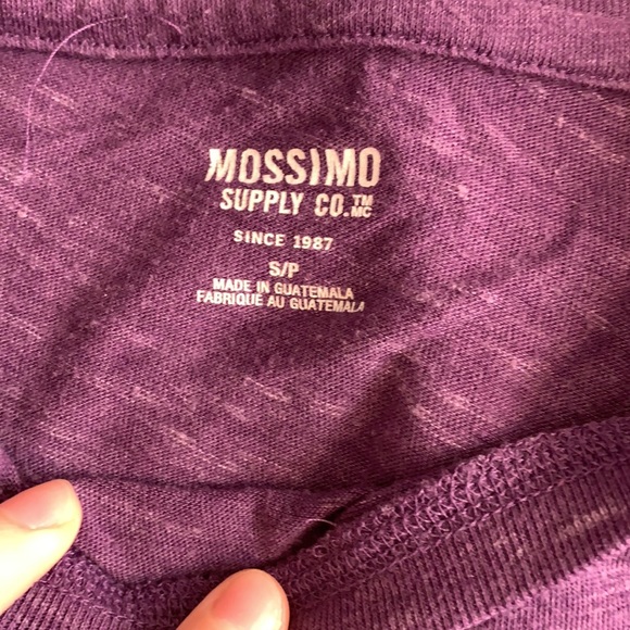 Shirt bundle of Four - Picture 6 of 12